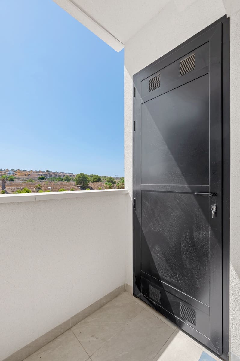 2 bedroom Apartment for sale in Los Altos with pool garage - € 284,500 (Ref: 9277939)