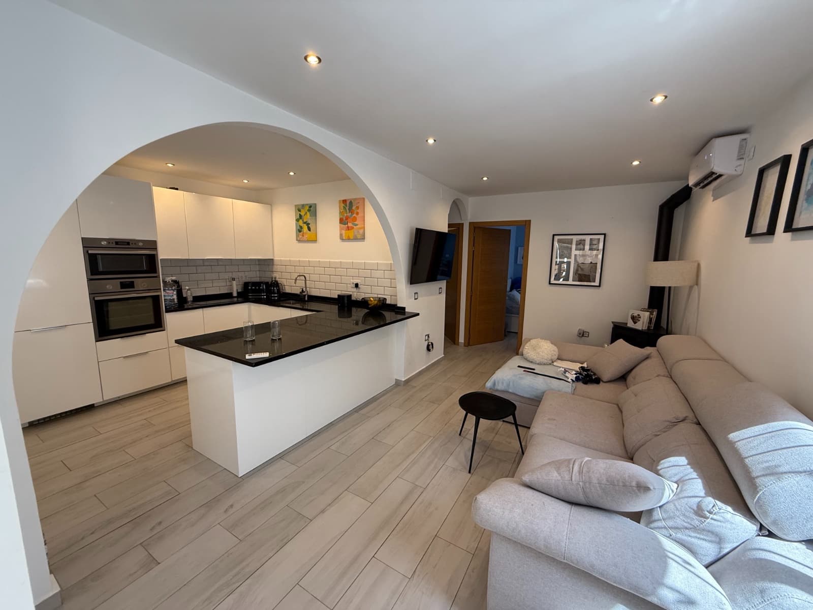 2 slaapkamer Villa te koop in Villamartin met zwembad - € 279.000 (Ref: 9277940)