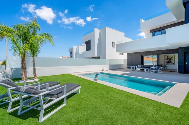 3 sypialnia Willa na sprzedaż w Benijófar z basenem - 675 000 € (Ref: 9277941)