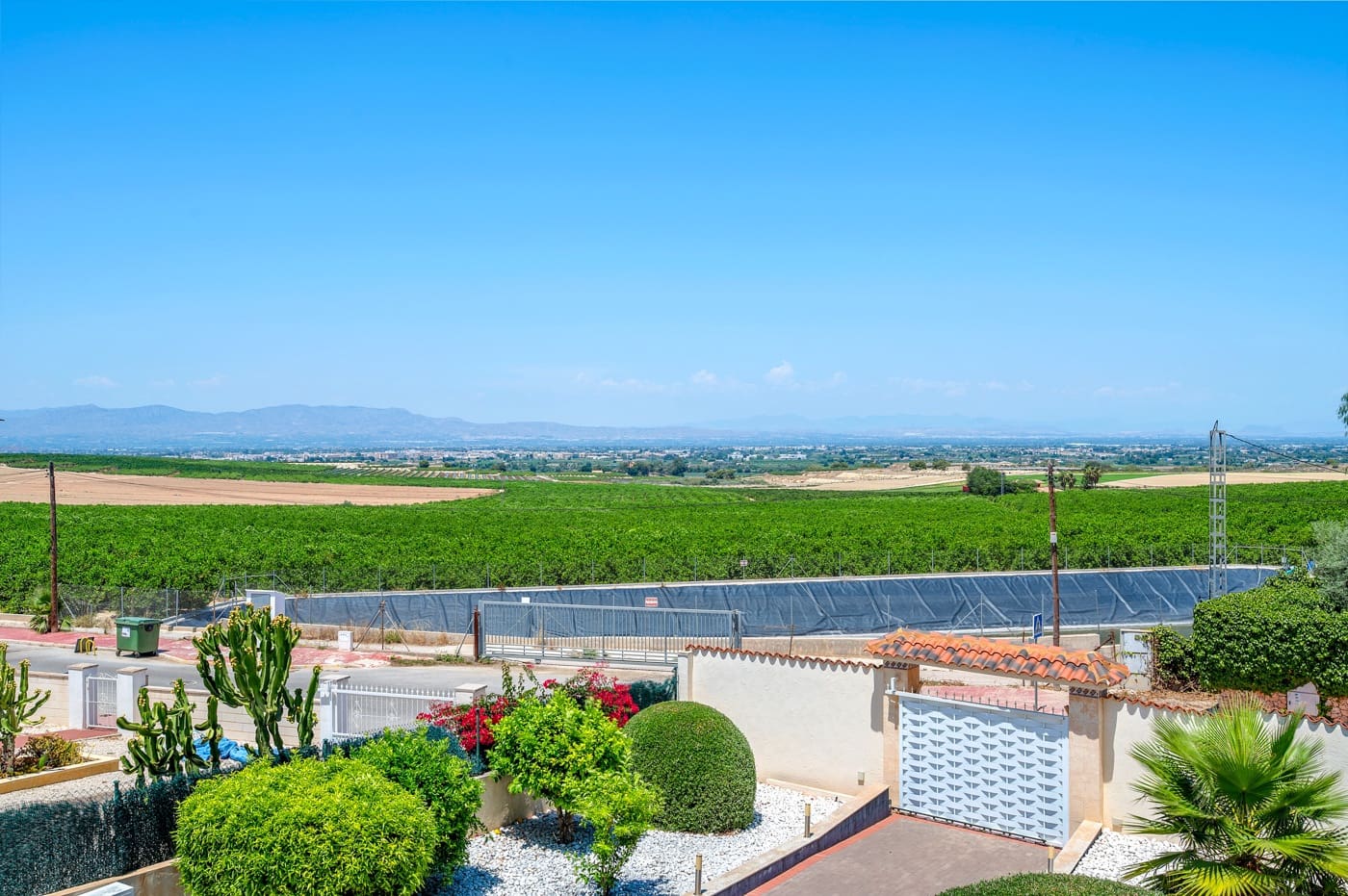 4 slaapkamer Villa te koop in Algorfa met zwembad garage - € 585.000 (Ref: 9277944)