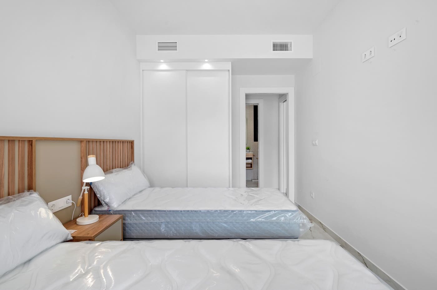 2 bedroom Apartment for sale in Los Altos with pool garage - € 279,900 (Ref: 9277945)