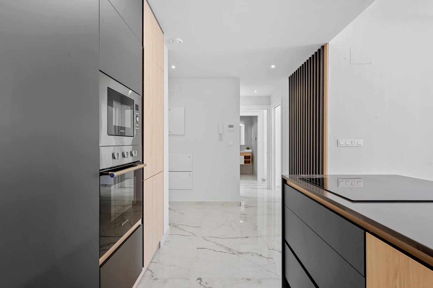 2 bedroom Apartment for sale in Los Altos with pool garage - € 279,900 (Ref: 9277945)