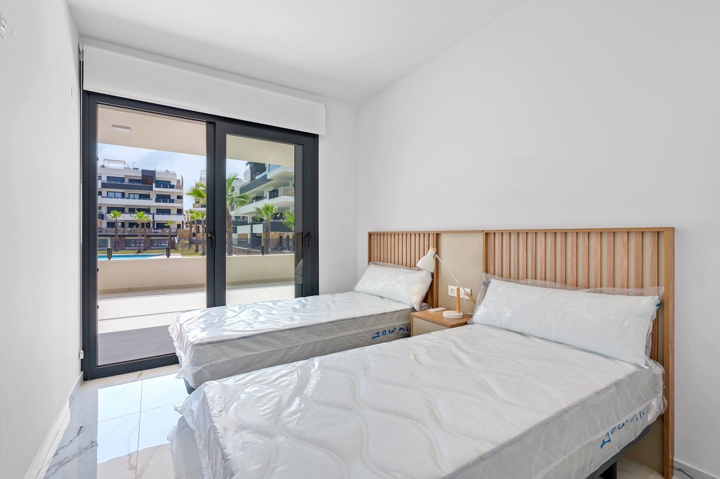 2 bedroom Apartment for sale in Los Altos with pool garage - € 279,900 (Ref: 9277945)