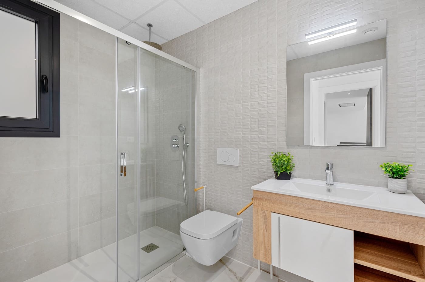 2 bedroom Apartment for sale in Los Altos with pool garage - € 279,900 (Ref: 9277945)