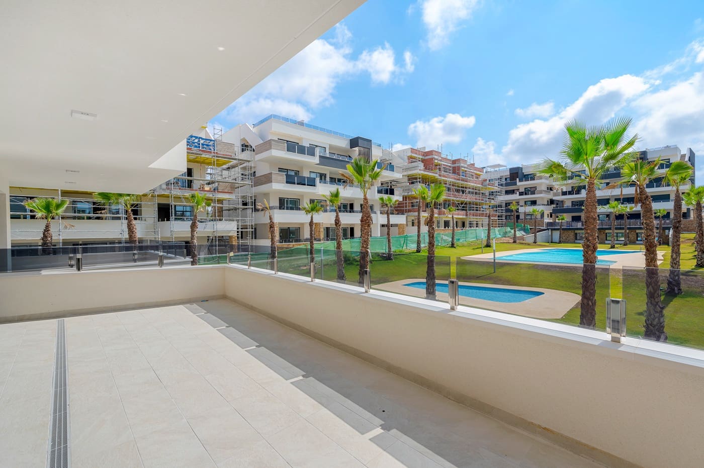 2 bedroom Apartment for sale in Los Altos with pool garage - € 279,900 (Ref: 9277945)