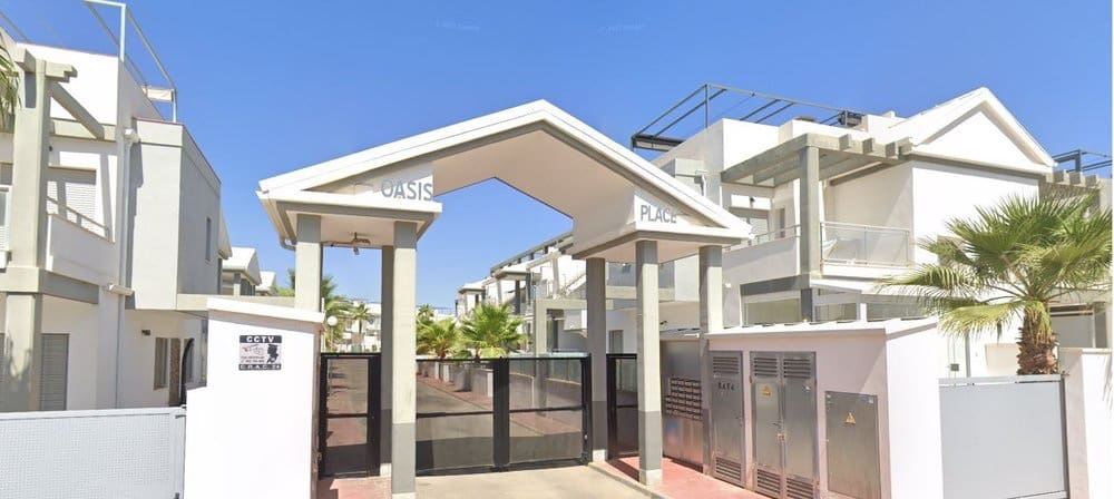 2 Zimmer Apartment zu verkaufen in La Florida mit Pool - 199.000 € (Ref: 9439478)