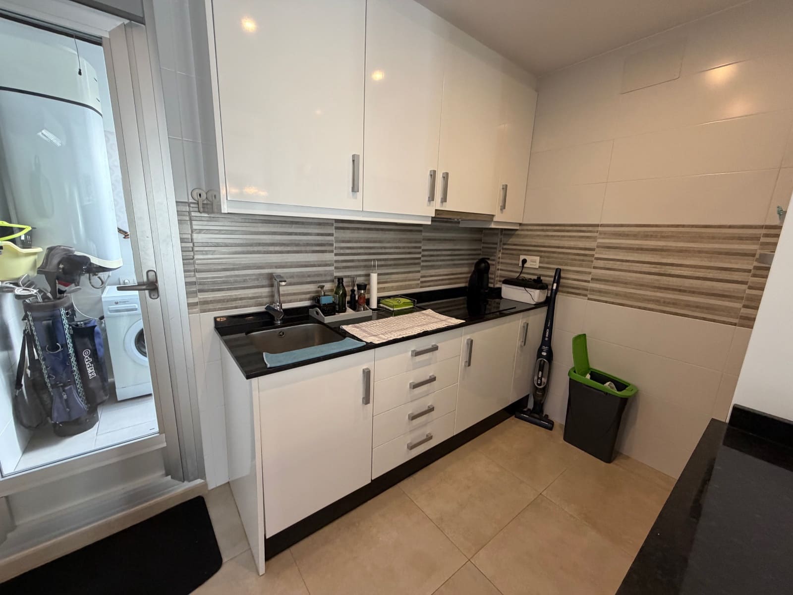 2 Zimmer Apartment zu verkaufen in La Florida mit Pool - 199.000 € (Ref: 9439478)