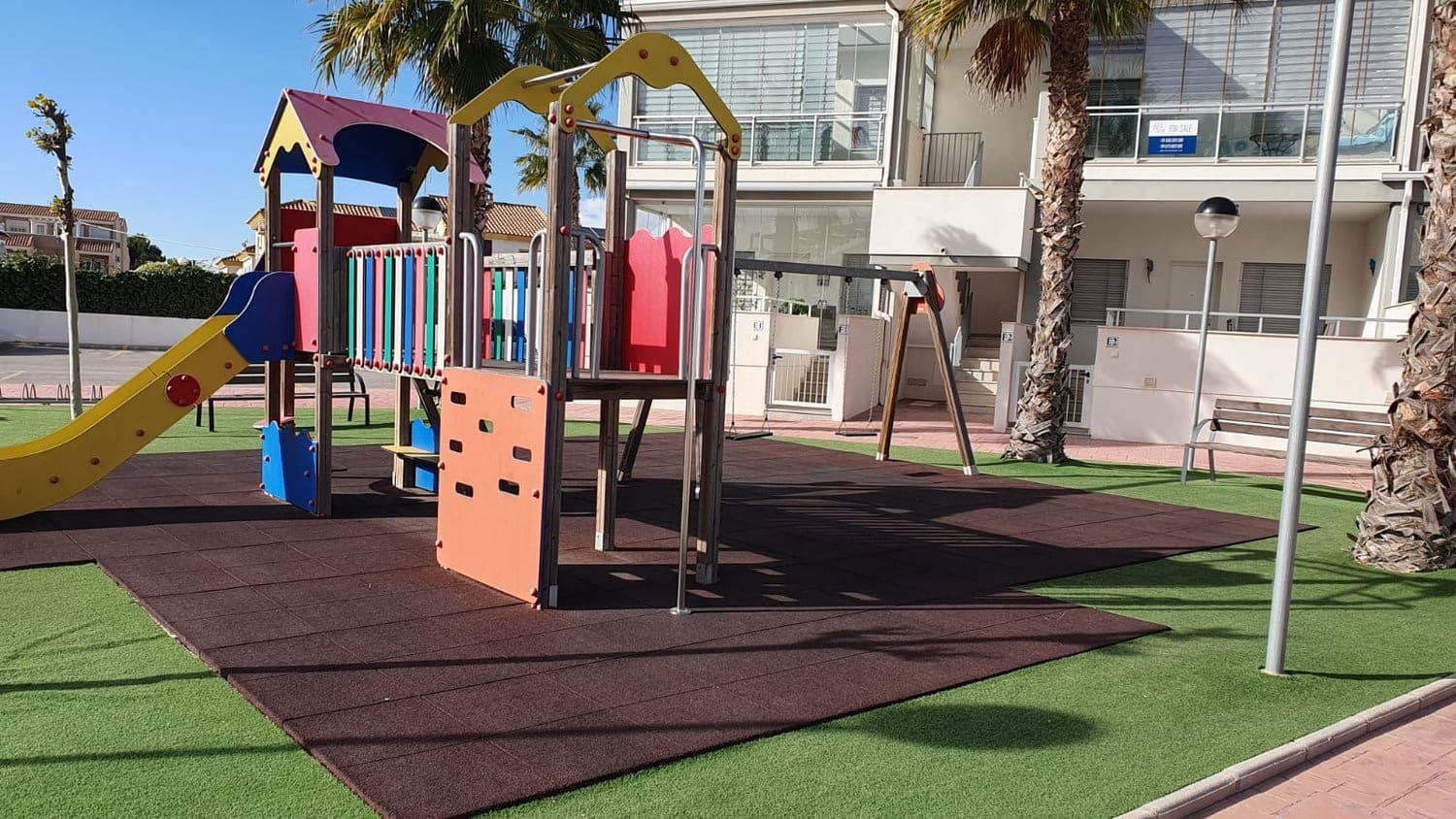 2 Zimmer Apartment zu verkaufen in La Florida mit Pool - 199.000 € (Ref: 9439478)