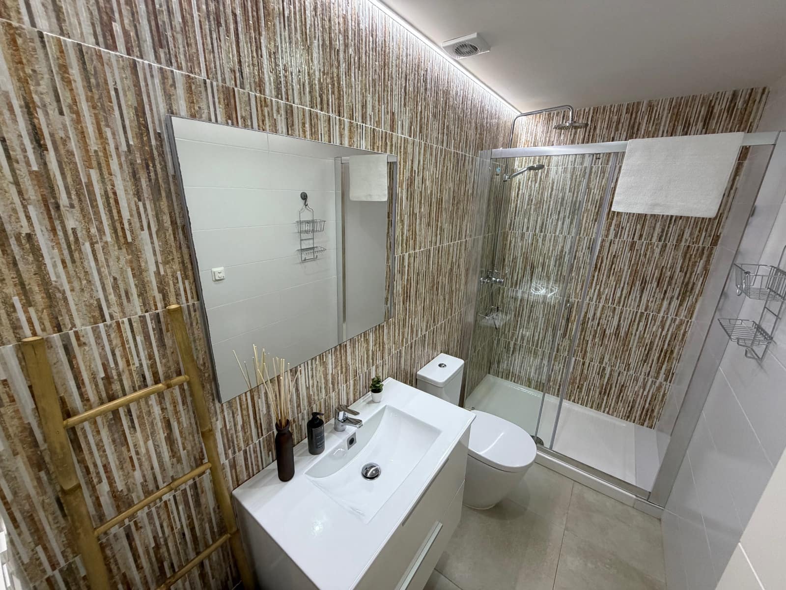 2 Zimmer Apartment zu verkaufen in La Florida mit Pool - 199.000 € (Ref: 9439478)