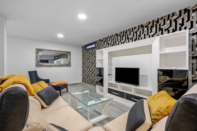 3 makuuhuone Huvila myytävänä paikassa Orihuela Costa, Orihuela mukana uima-altaan - 379 900 € (Ref: 9455680)