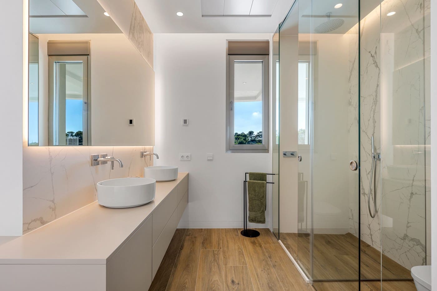 3 bedroom Apartment for sale in Las Colinas Golf with pool garage - € 1,199,000 (Ref: 9462921)