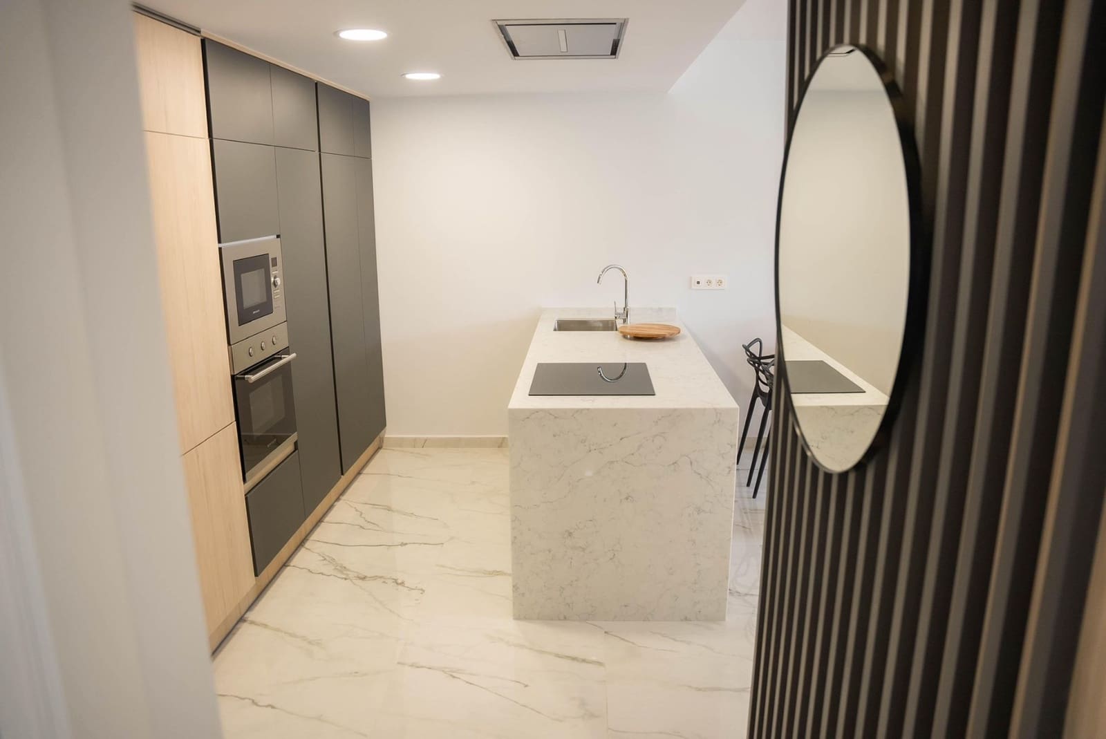 2 bedroom Apartment for sale in Los Altos with pool - € 315,000 (Ref: 9464878)