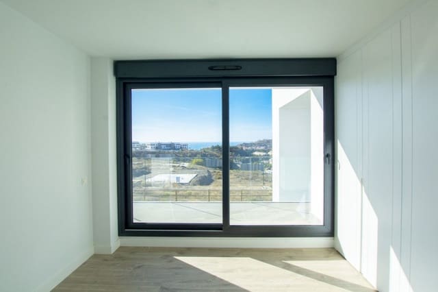 4 soveværelse Villa til salg i Colinas del Limonar, Málaga by med swimmingpool - € 1.750.000 (Ref: 9481867)