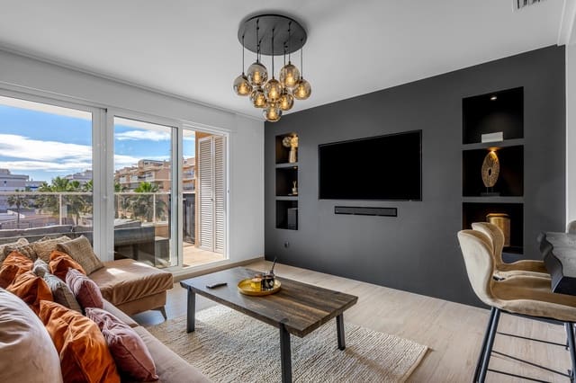 Apartamento de 3 habitaciones en Villamartin, Orihuela en venta con piscina garaje - 349.900 € (Ref: 9488451)