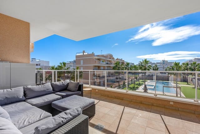 Apartamento de 3 habitaciones en Villamartin, Orihuela en venta con piscina garaje - 349.900 € (Ref: 9488451)