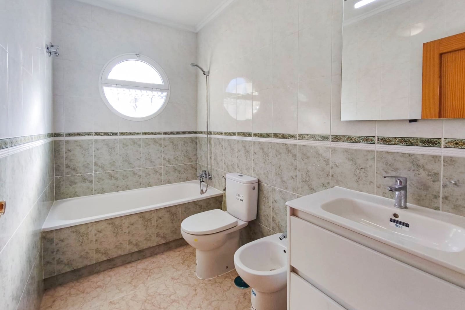 3 Zimmer Bungalow zu verkaufen in Los Altos mit Pool - 210.000 € (Ref: 9497856)