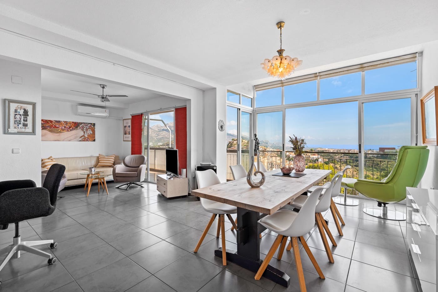 2 bedroom Apartment for sale in La Nucia with pool - € 249,000 (Ref: 9497875)