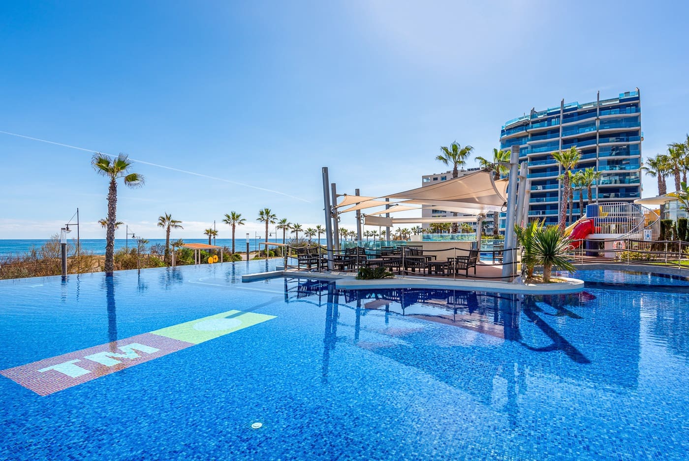 2 bedroom Apartment for sale in Orihuela Costa with pool - € 420,000 (Ref: 9497879)