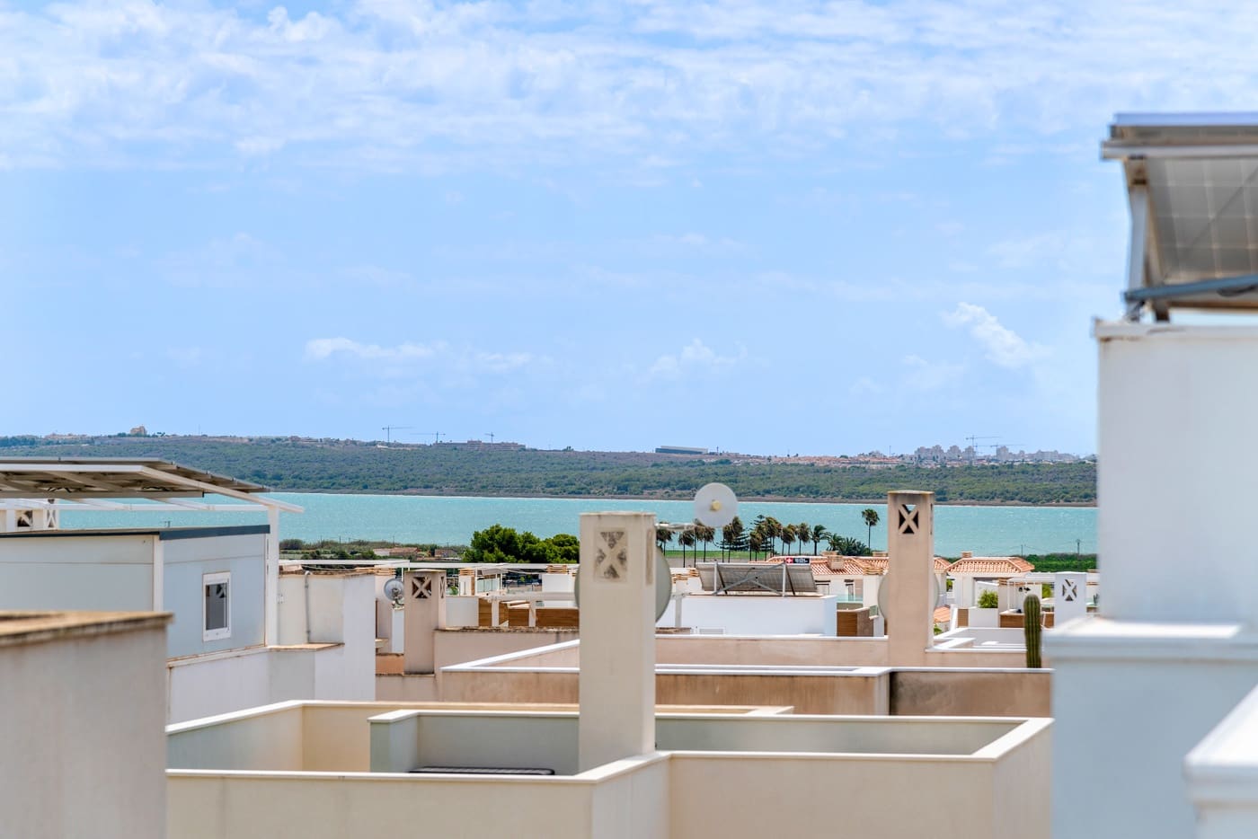 3 bedroom Villa for sale in Rojales with pool - € 480,000 (Ref: 9497885)