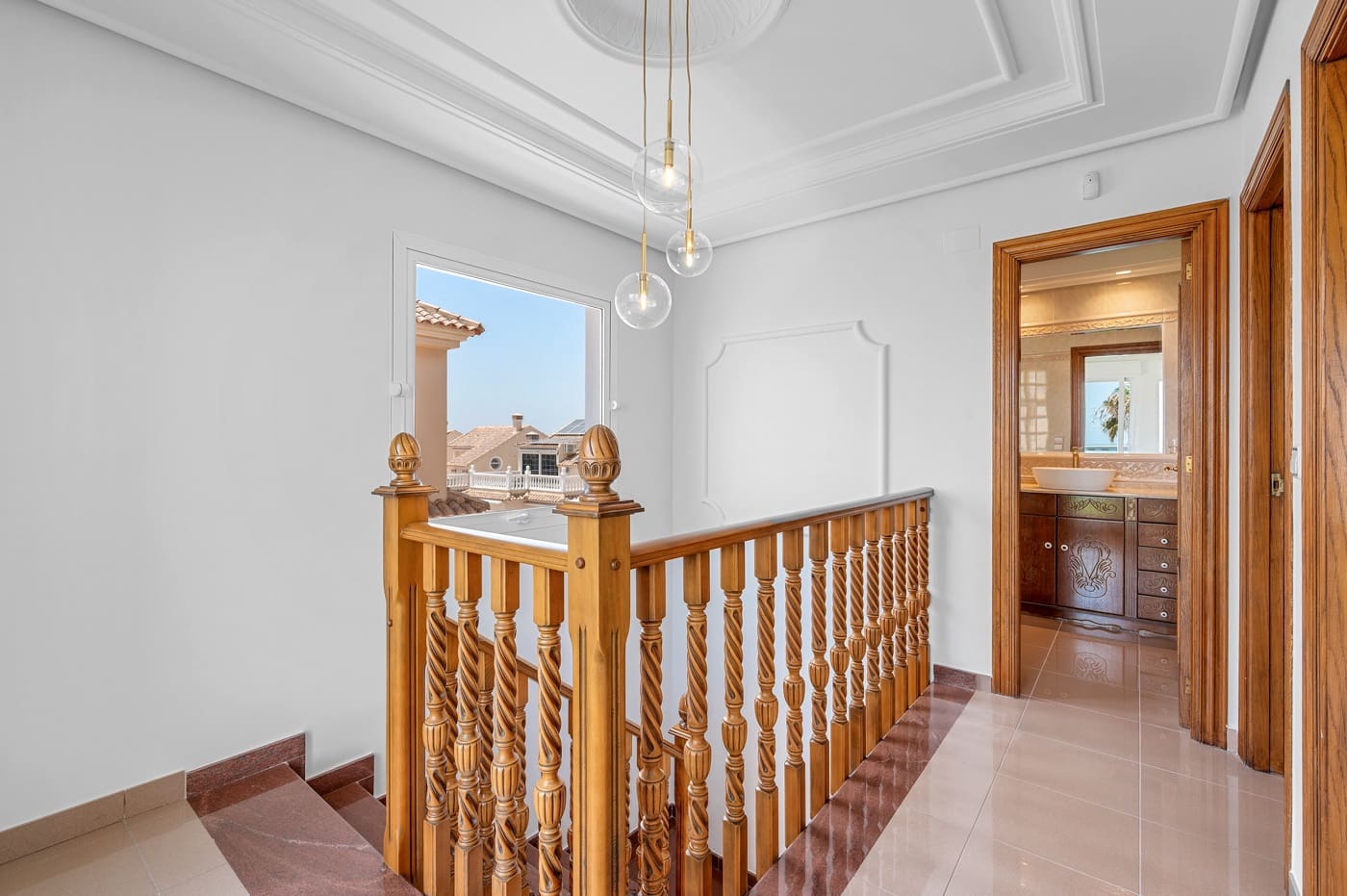 4 soveværelse Villa til salg i Torrevieja med swimmingpool - € 960.000 (Ref: 9497891)