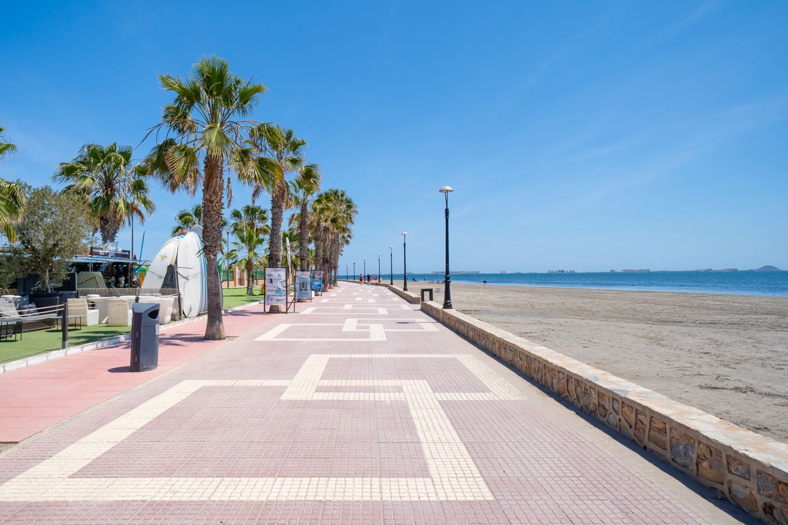 3 bedroom Apartment for sale in Los Alcazares with pool - € 270,000 (Ref: 9497894)