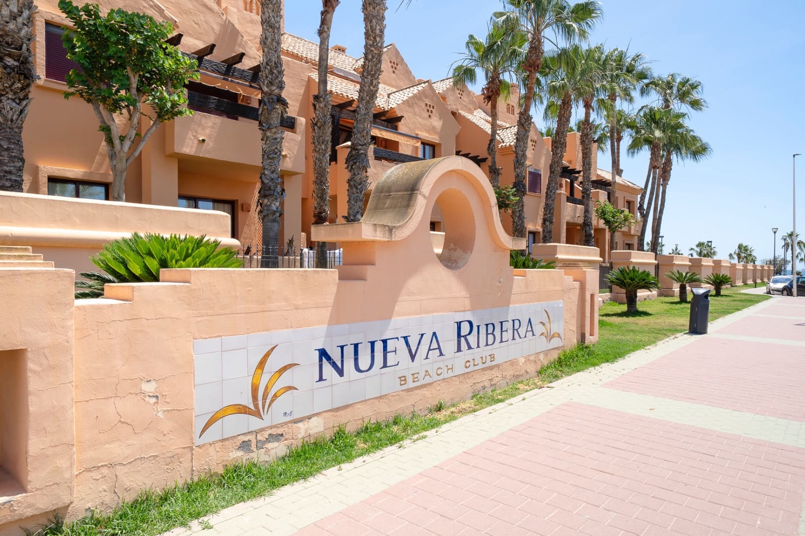 3 bedroom Apartment for sale in Los Alcazares with pool - € 270,000 (Ref: 9497894)