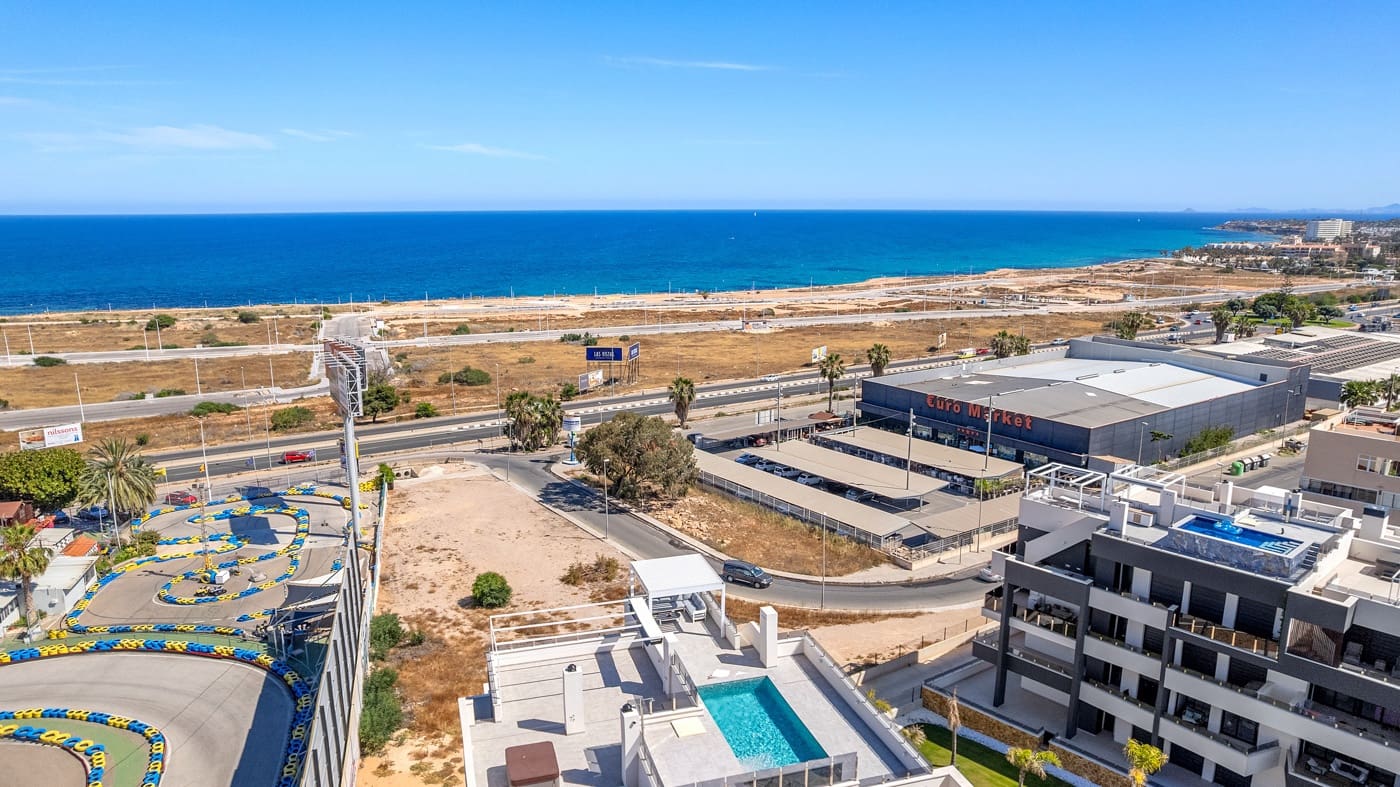 3 sovrum Takvåning till salu i Orihuela Costa med pool - 990 000 € (Ref: 9497897)