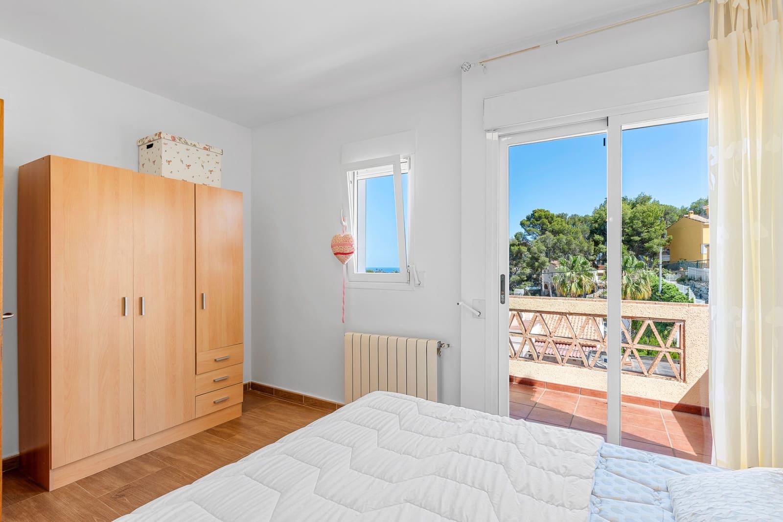 5 slaapkamer Villa te koop in Alfaz del Pi / L'Alfas del Pi met zwembad - € 499.000 (Ref: 9497901)