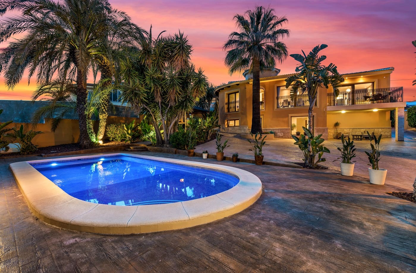 4 bedroom Villa for sale in Ciudad Quesada with pool - € 895,000 (Ref: 9497912)