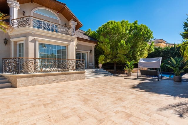 5 slaapkamer Villa te koop in Doña Pepa, Rojales met zwembad - € 1.100.000 (Ref: 9497914)