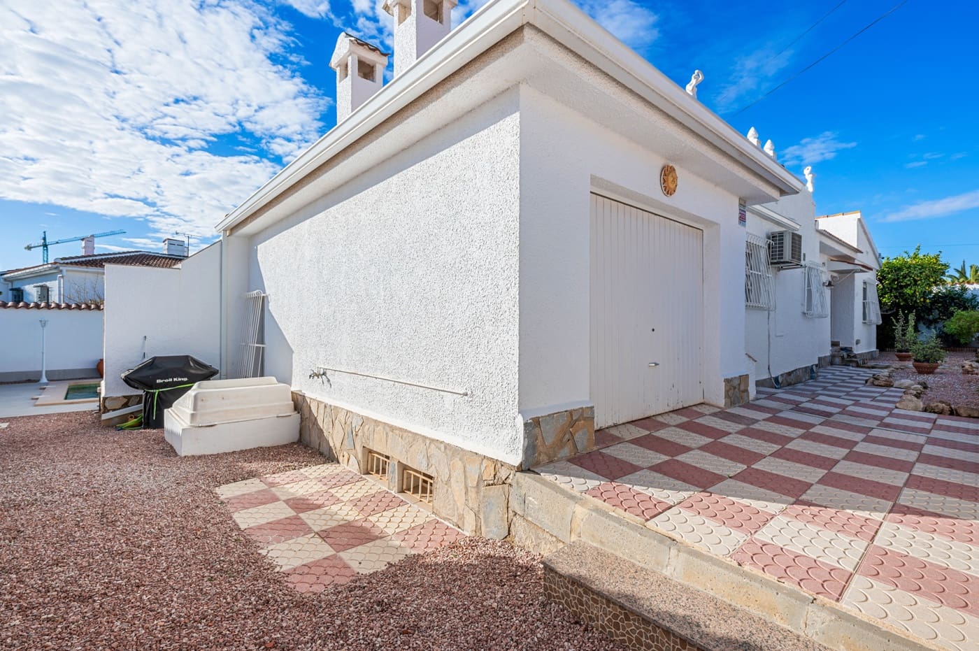3 bedroom Villa for sale in Rojales with pool - € 445,000 (Ref: 9508515)