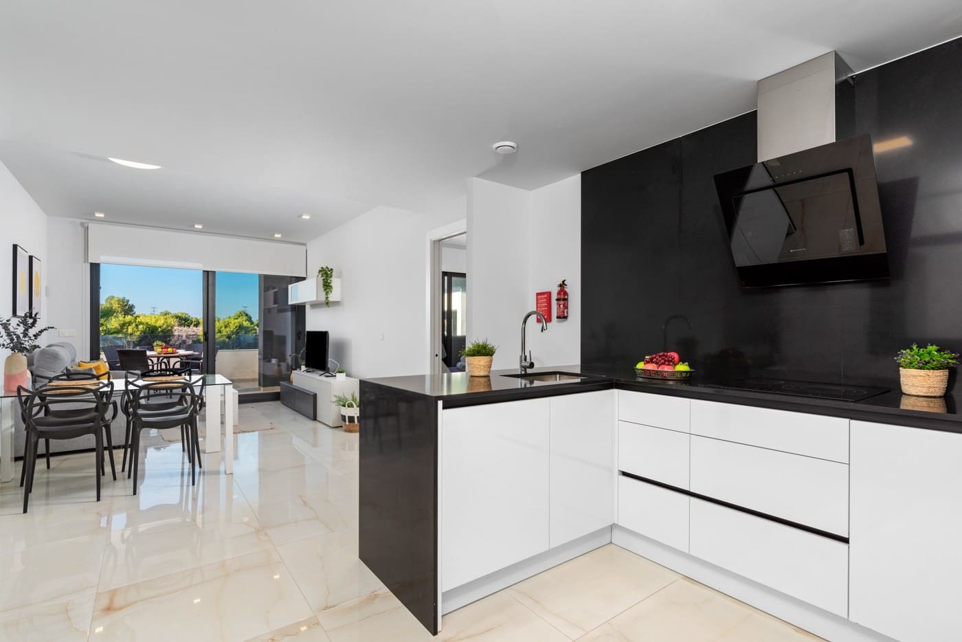 2 chambre Appartement à vendre à Los Altos avec piscine garage - 269 000 € (Ref: 9592077)