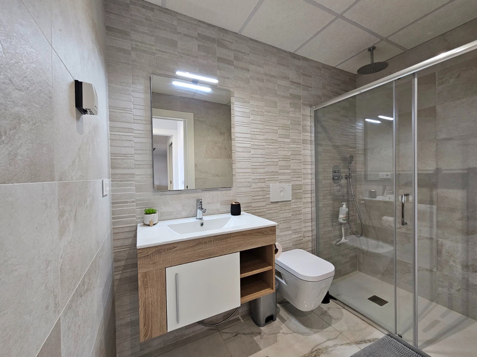 2 soveværelse Lejlighed til salg i Playa Flamenca med swimmingpool garage - € 365.000 (Ref: 9701600)