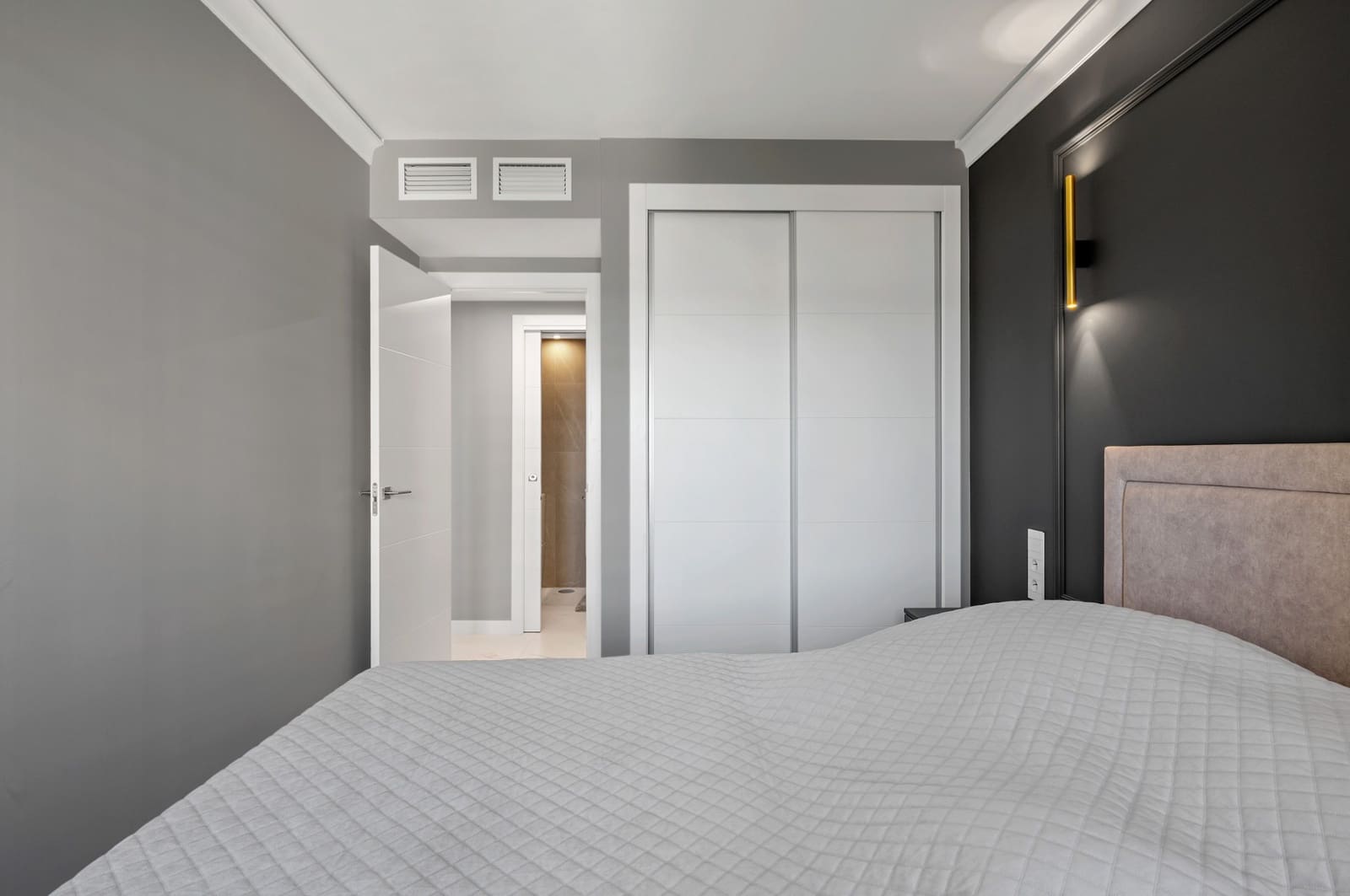 3 sypialnia Apartament na sprzedaż w Orihuela Costa z basenem - 1 200 000 € (Ref: 9720709)