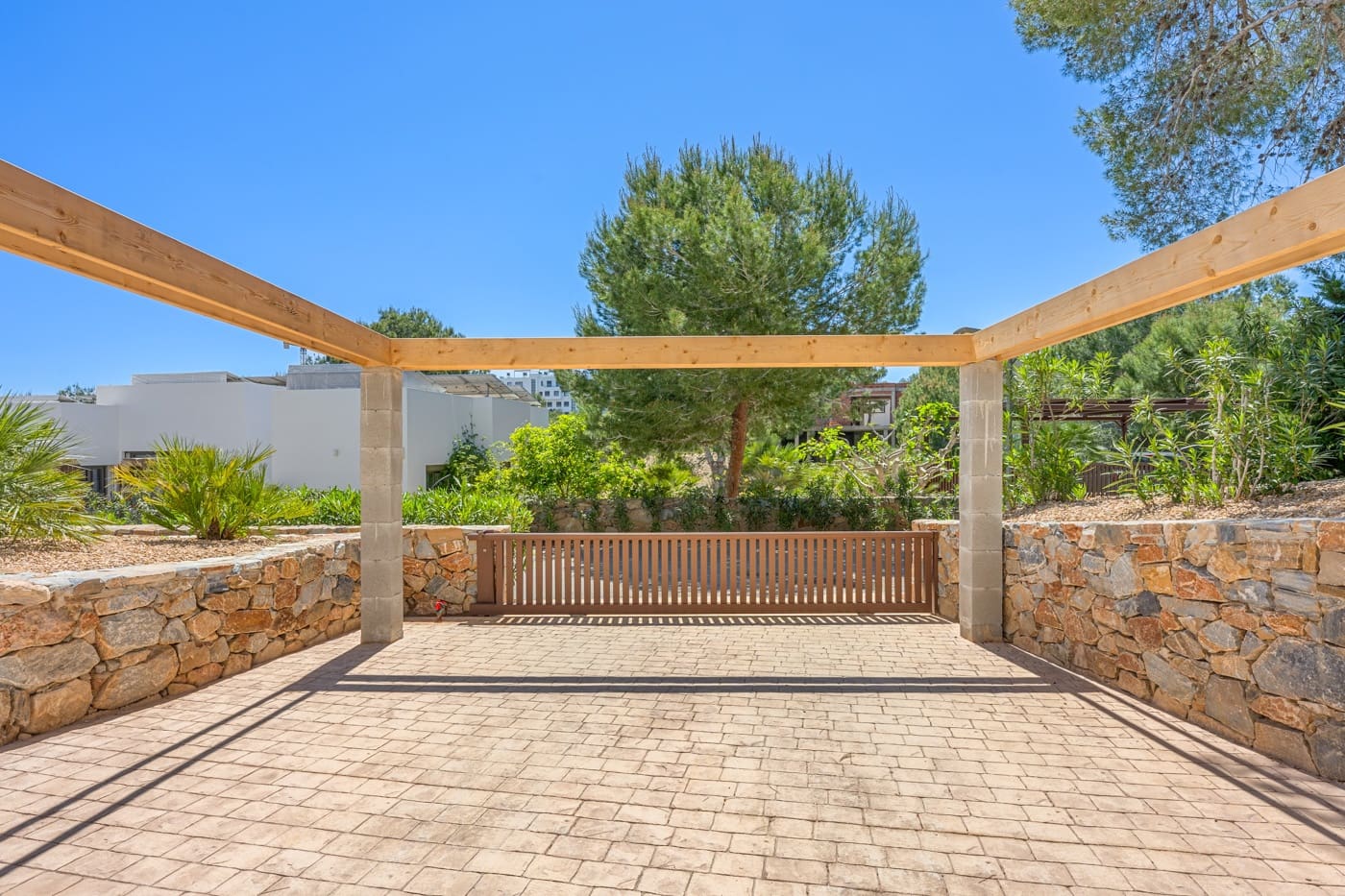 4 slaapkamer Villa te koop in Las Colinas Golf met zwembad garage - € 999.000 (Ref: 9800838)