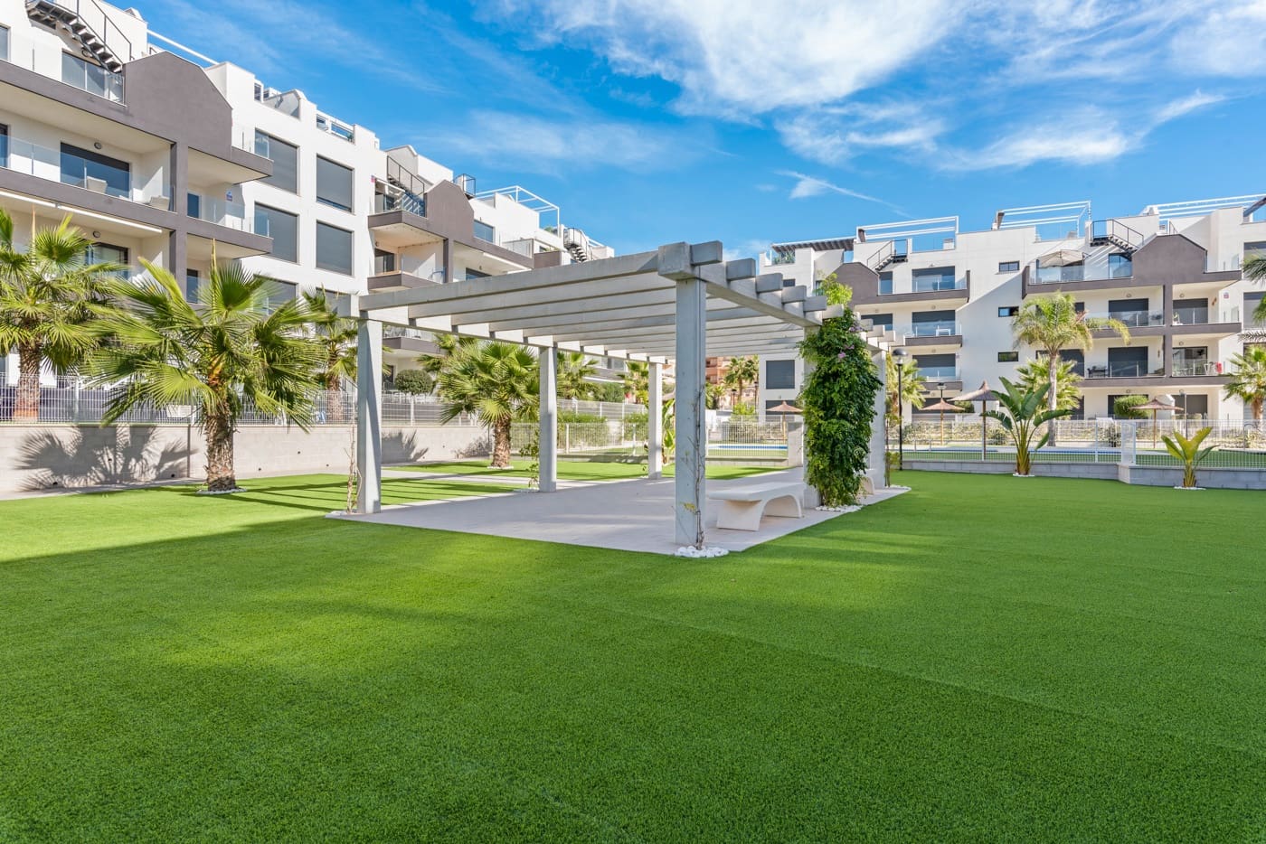 2 camera da letto Attico in vendita in Villamartin con piscina garage - 319.900 € (Rif: 9821669)