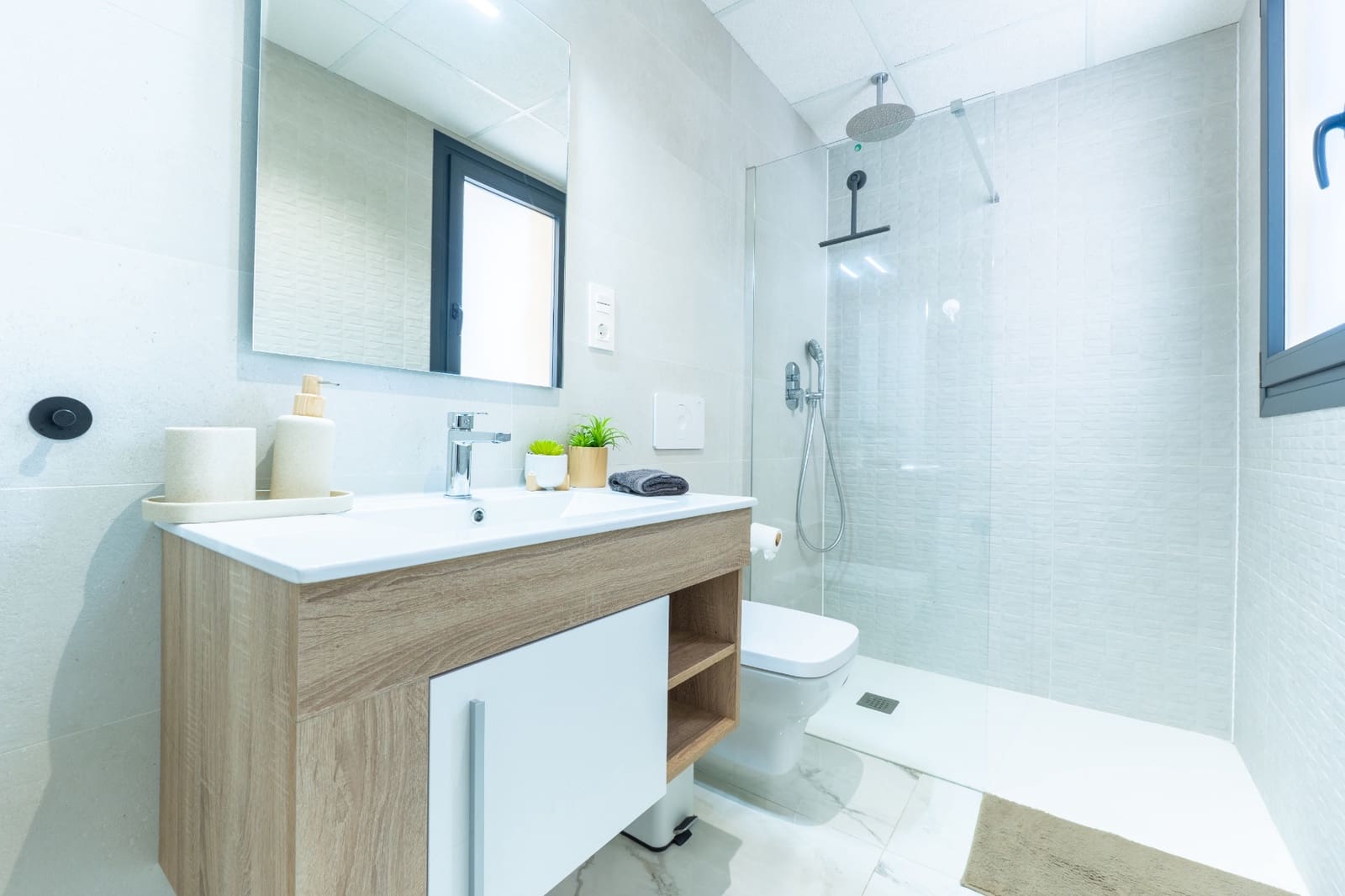2 bedroom Apartment for sale in Los Altos with pool garage - € 310,000 (Ref: 9938889)
