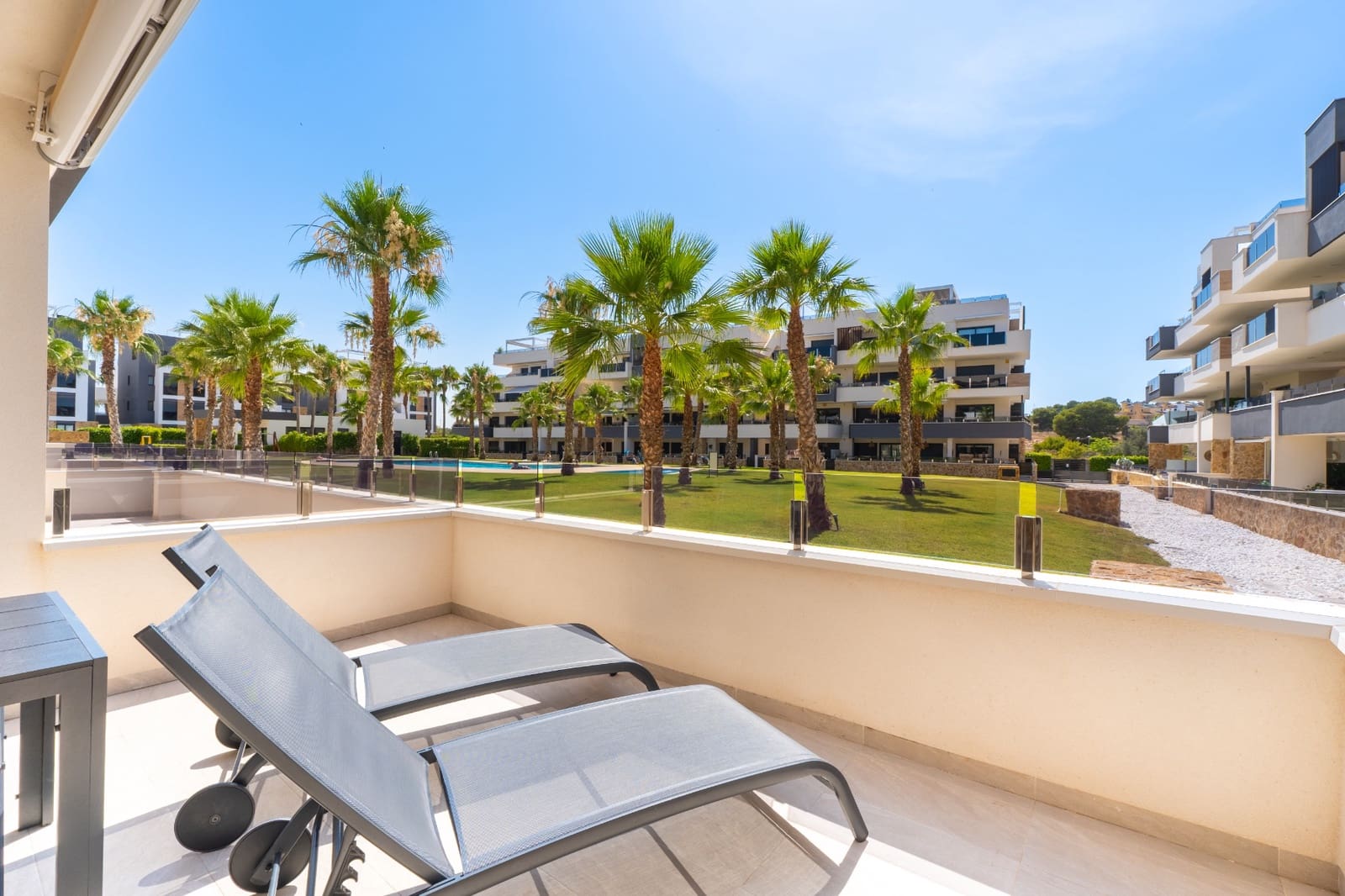 2 bedroom Apartment for sale in Los Altos with pool garage - € 310,000 (Ref: 9938889)