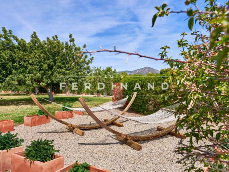 6 Zimmer Villa zu verkaufen in Santa Maria del Cami mit Pool Garage - 5.950.000 € (Ref: 10100202)