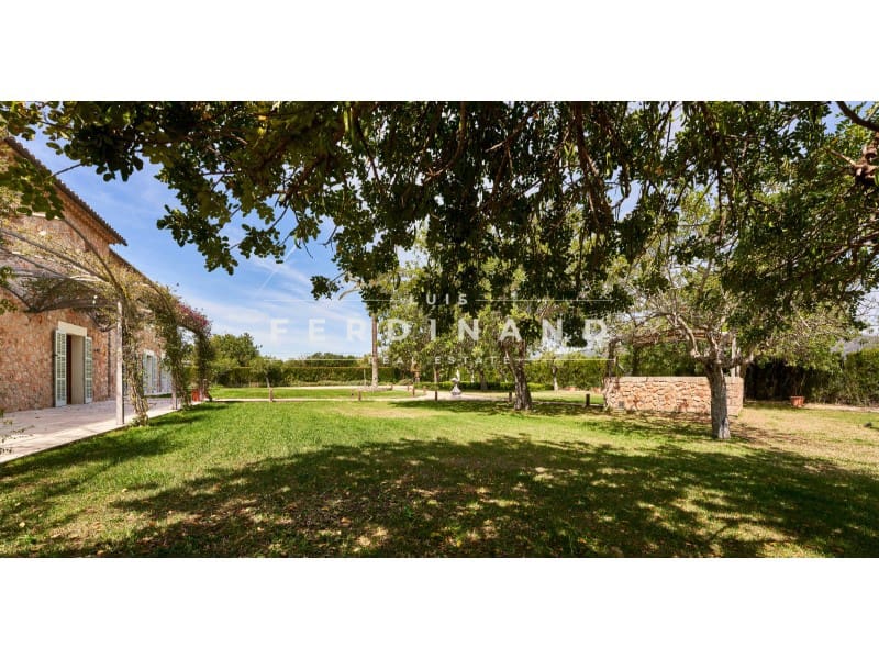 6 Zimmer Villa zu verkaufen in Santa Maria del Cami mit Pool Garage - 5.950.000 € (Ref: 10100202)