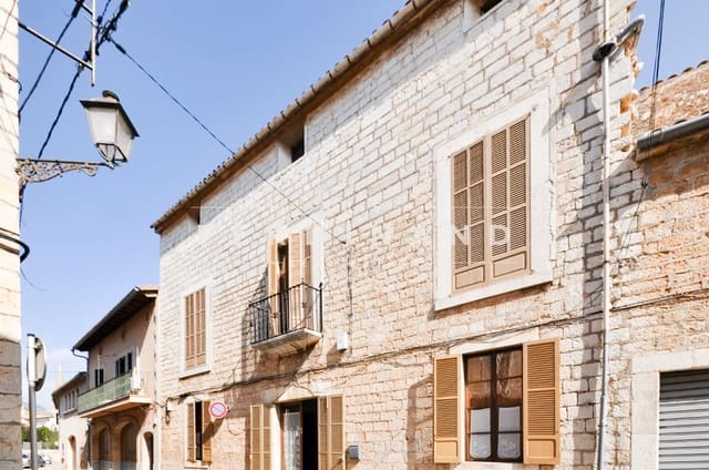 10 soverom Villa til salgs i Binissalem med svømmebasseng garasje - € 1 950 000 (Ref: 7411393)