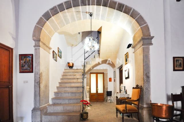 10 soverom Villa til salgs i Binissalem med svømmebasseng garasje - € 1 950 000 (Ref: 7411393)