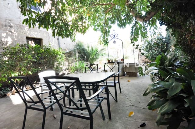 10 soverom Villa til salgs i Binissalem med svømmebasseng garasje - € 1 950 000 (Ref: 7411393)