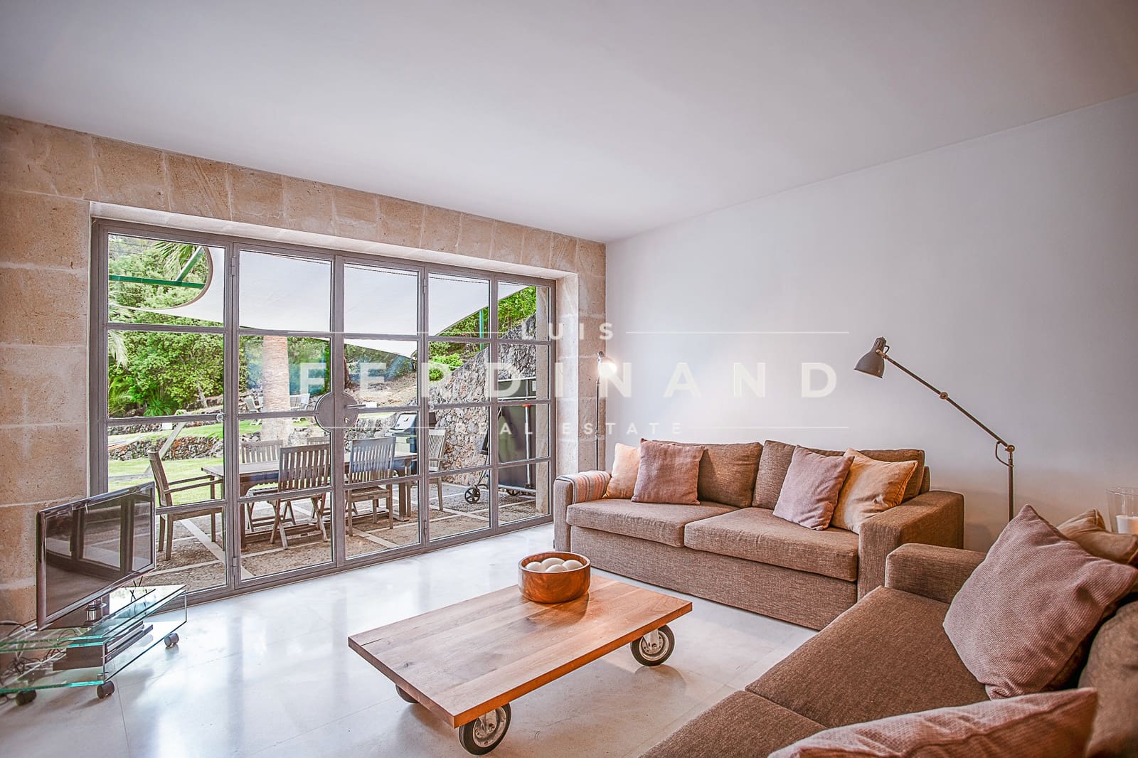 4 soveværelse Finca/Landehus til salg i Pollensa / Pollenca med swimmingpool garage - € 1.980.000 (Ref: 7427933)