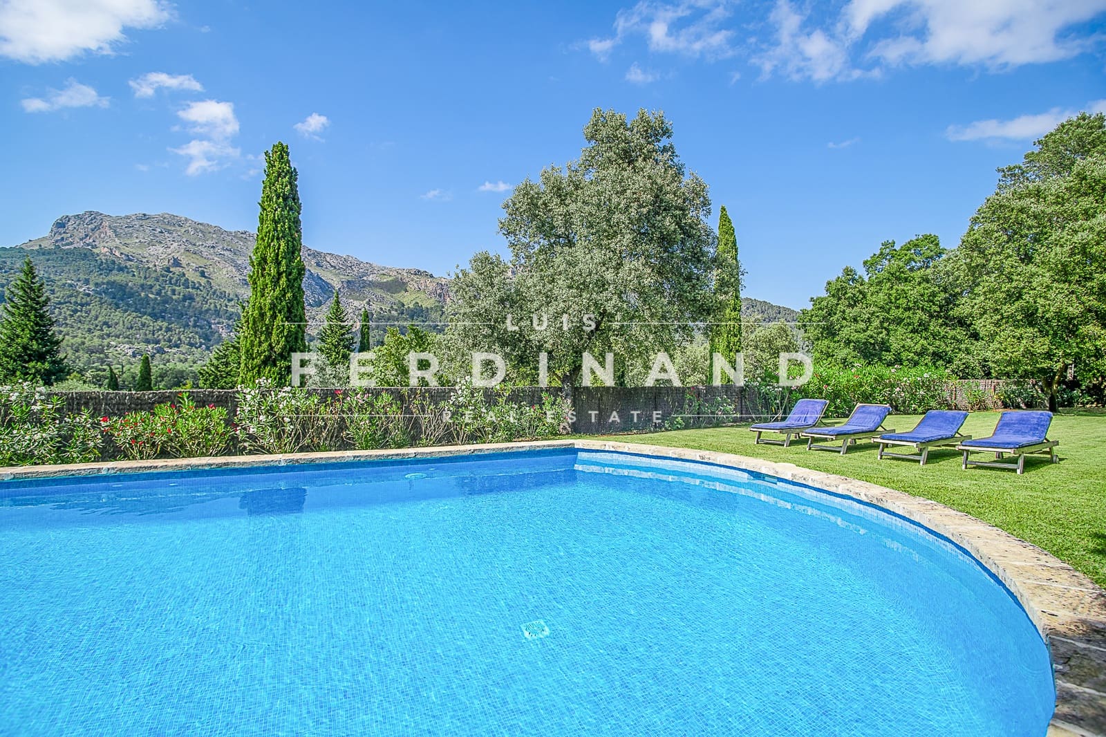 4 soveværelse Finca/Landehus til salg i Pollensa / Pollenca med swimmingpool garage - € 1.980.000 (Ref: 7427933)