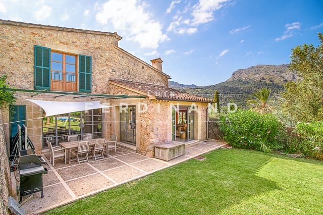 4 soveværelse Finca/Landehus til salg i Pollensa / Pollença med swimmingpool garage - € 1.980.000 (Ref: 7427933)