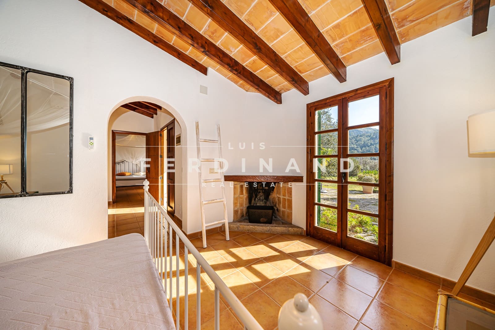 12 soveværelse Finca/Landehus til salg i Pollensa / Pollenca med swimmingpool garage - € 6.000.000 (Ref: 7536224)