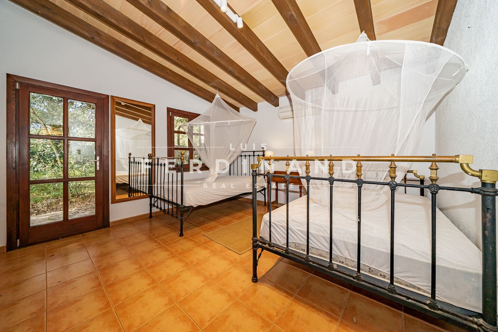 12 soveværelse Finca/Landehus til salg i Pollensa / Pollenca med swimmingpool garage - € 6.000.000 (Ref: 7536224)