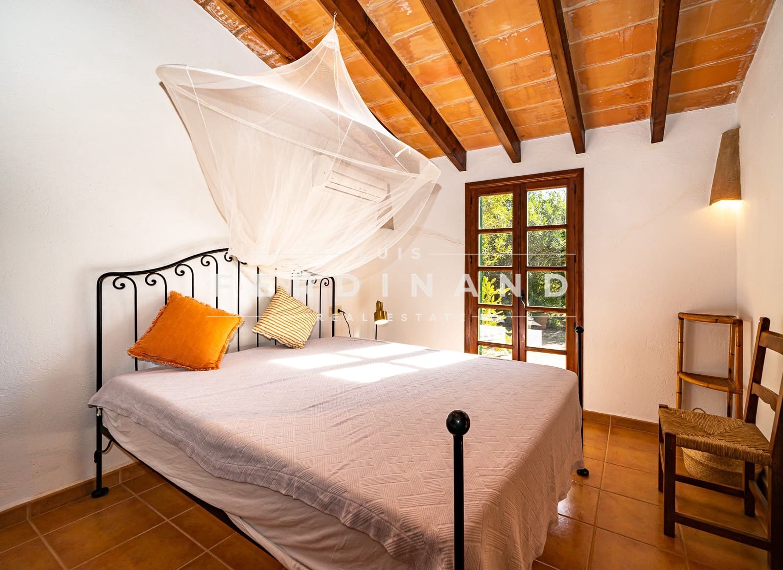 12 soveværelse Finca/Landehus til salg i Pollensa / Pollenca med swimmingpool garage - € 6.000.000 (Ref: 7536224)