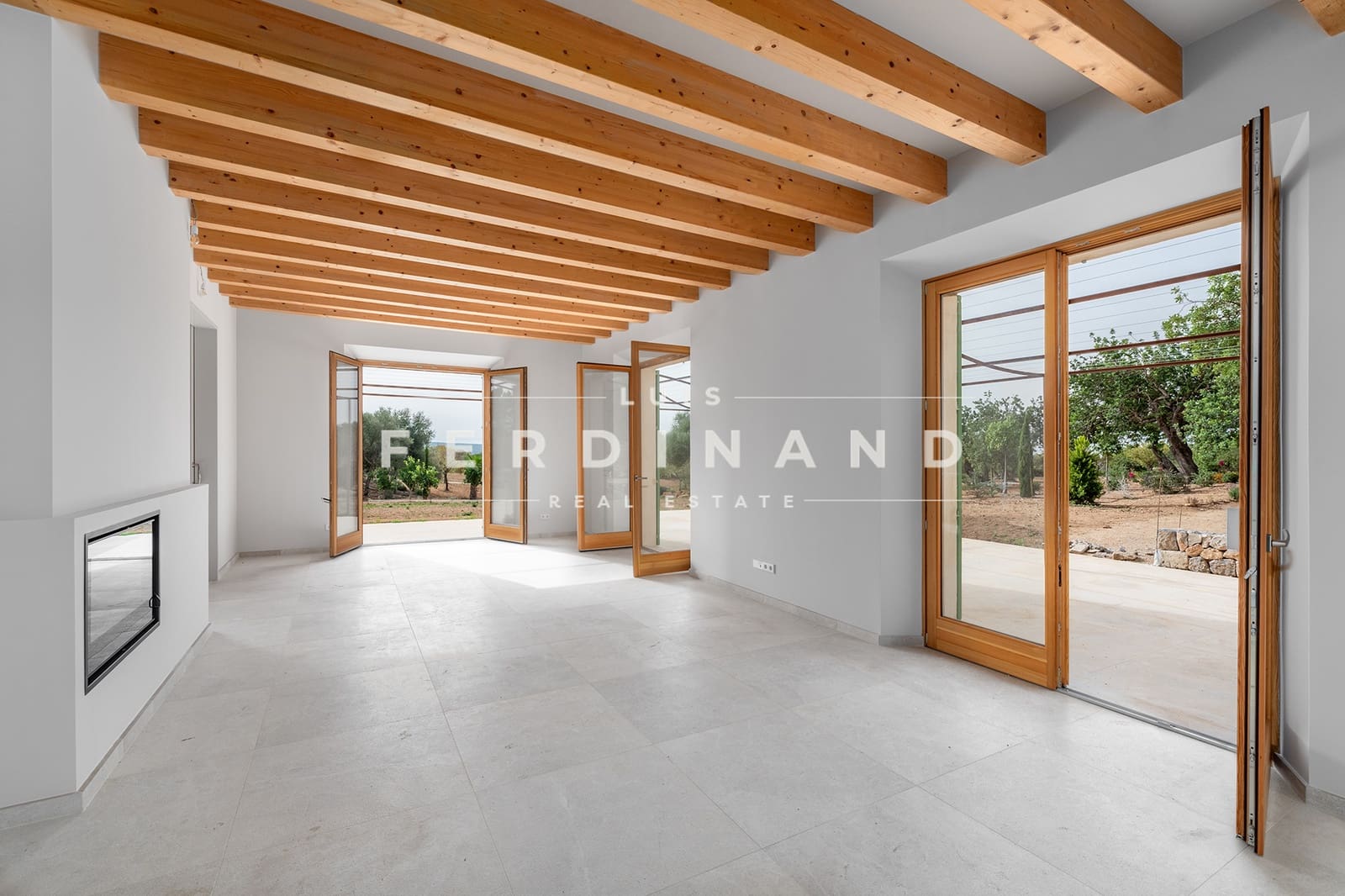 4 soveværelse Finca/Landehus til salg i Santa Maria del Cami med swimmingpool - € 5.900.000 (Ref: 7569878)